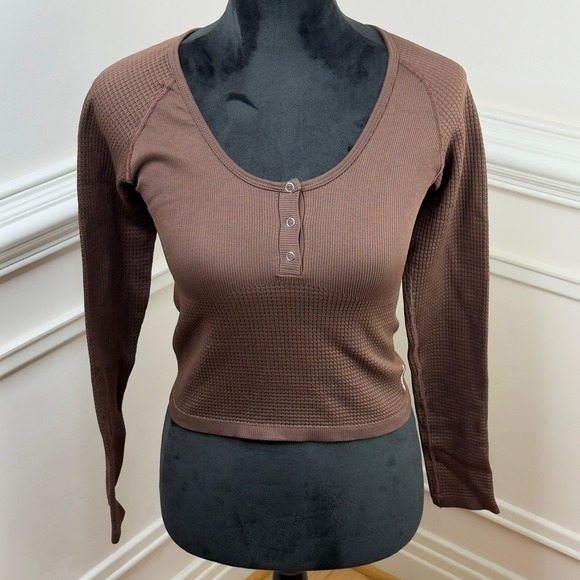NWT Free People Movement Bail Out Long Sleeve Layer Crop Top in Cocoa XS Small - Picture 4 of 8
